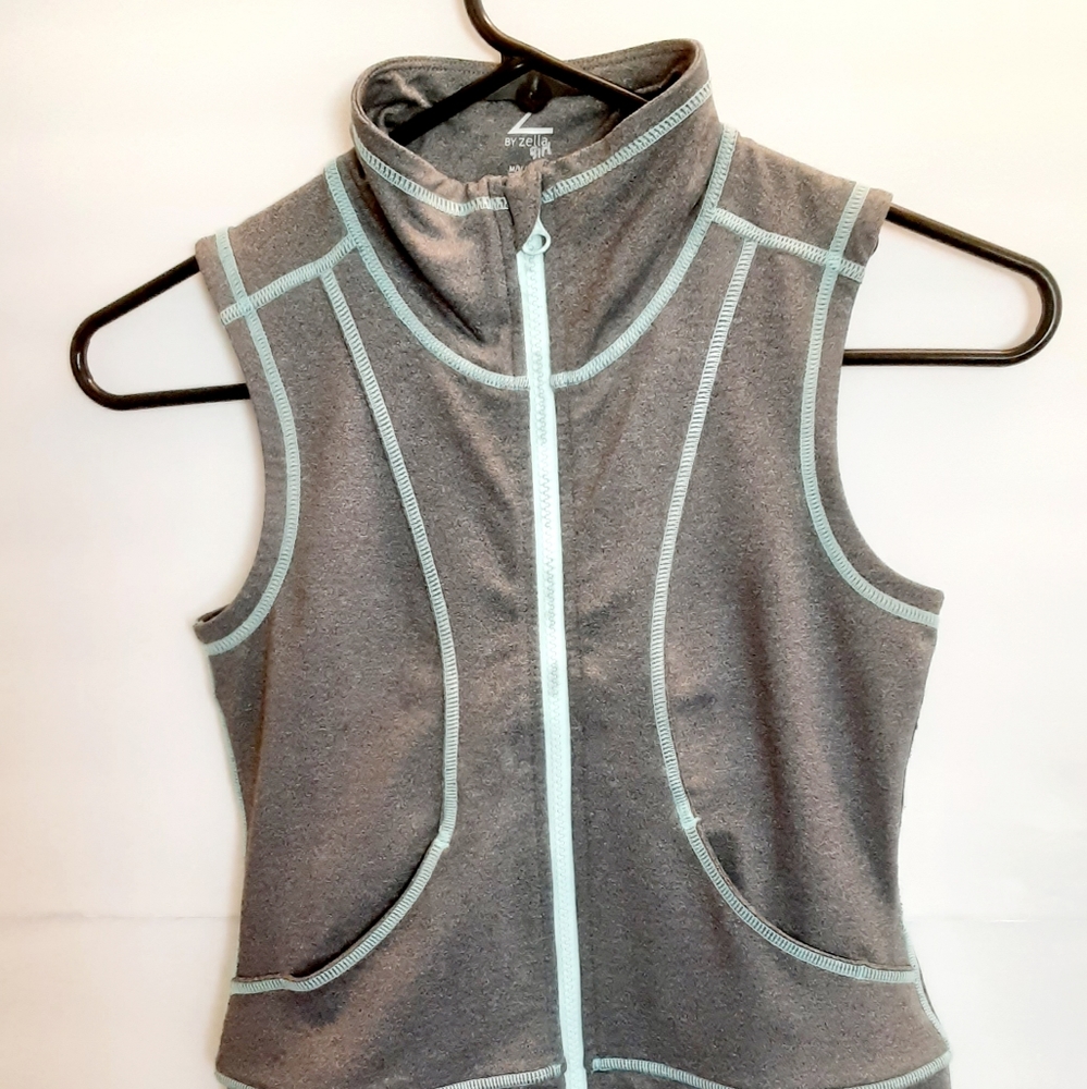 Z by Zella Melange Vest Grey Ebony Big Girls 8/10